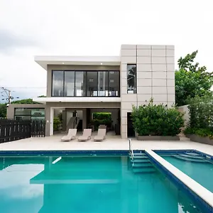 Dream - Pool & Gym - 10min Aeropuerto Y Homs Apartment